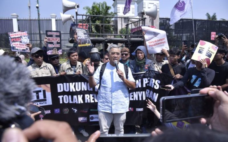 Farhan Dukung Masa Aksi Jurnalis Tolak RUU Penyiaran