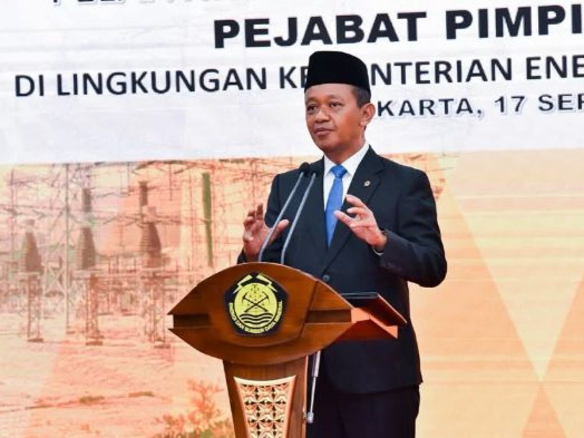 Bahlil Sampaikan Arahan Presiden Prabowo Terkait Dugaan Aktivitas Ilegal di Bandara IMIP